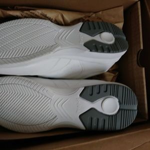 Men's Propet Shoes 10.5 M style m3705